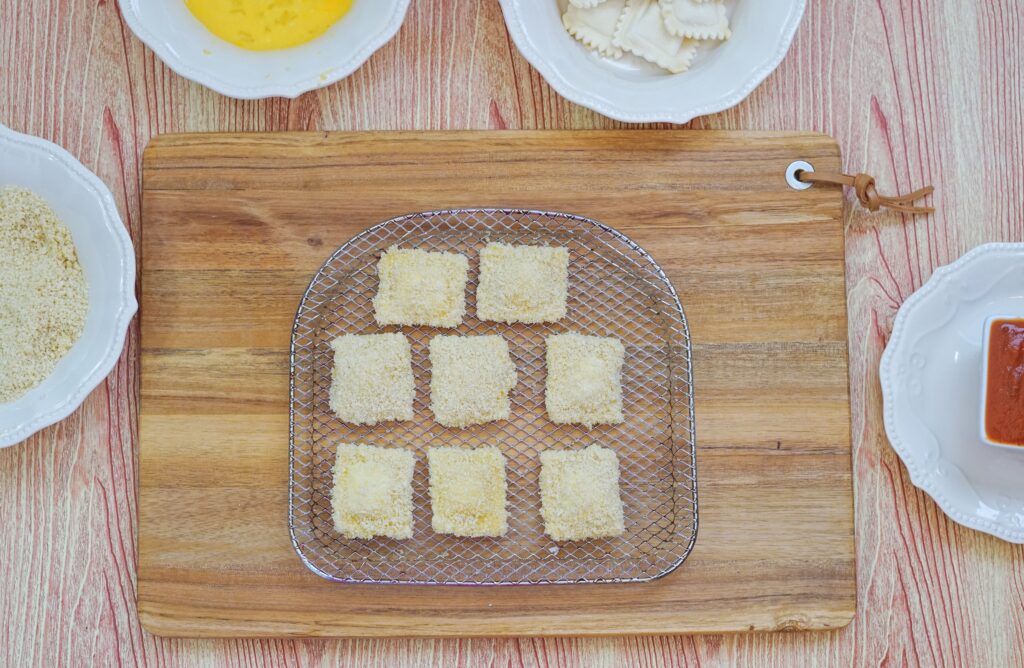 Easy Air Fryer Cheese Ravioli